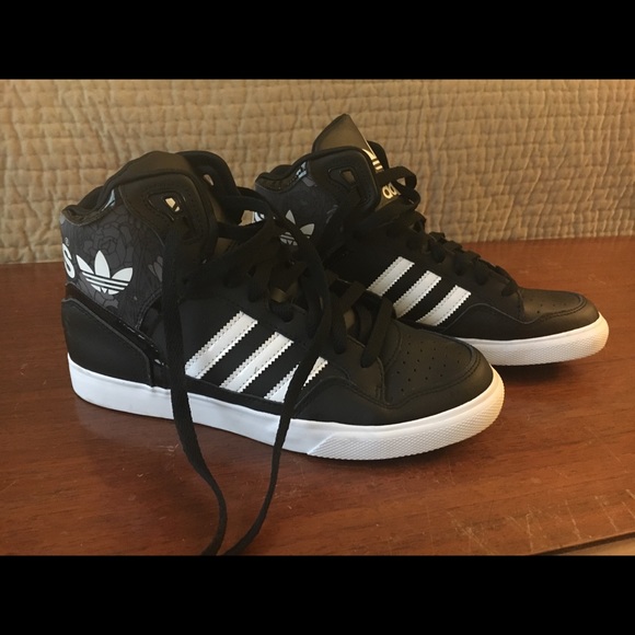 new adidas shoes for boys